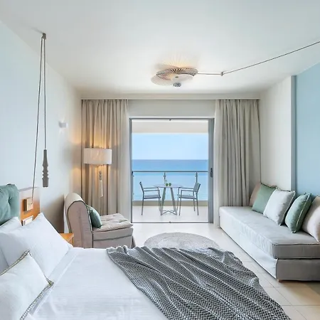 Anastasia & Mediterranean Comfort 4* カリストス